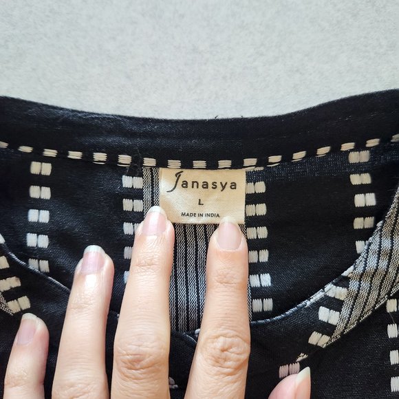 Janasya Black and White Textured Striped Dress Size L - Picture 11 of 17